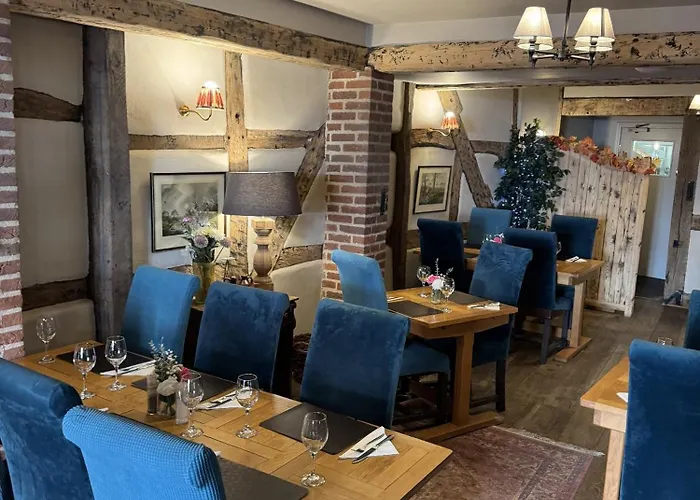 The White Lion Hotel Upton upon Severn