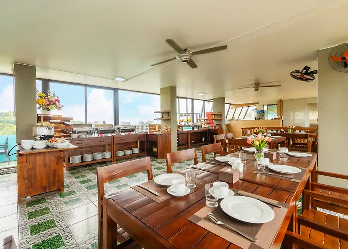 Golden Daisy Hotel Phú Quốc