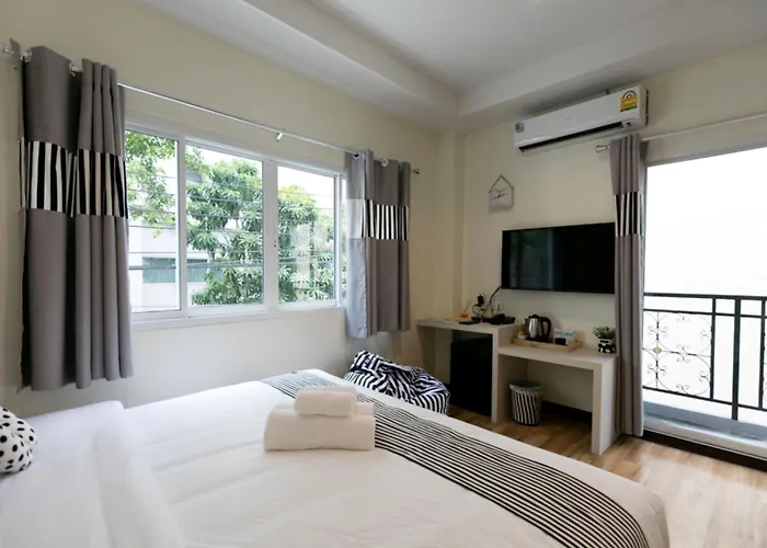 Bangkok River Loka Hotel