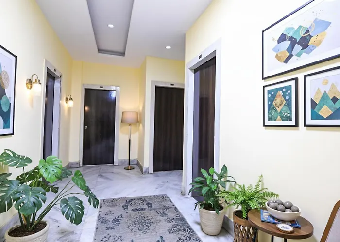 Fabhotel Saltlake Palace - Nr Anandlok Hospital Kolkata