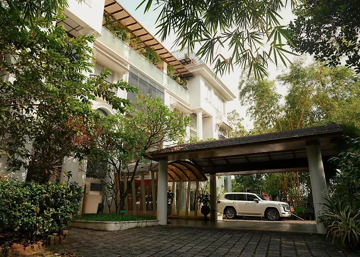 D Fort Hotel Kollam