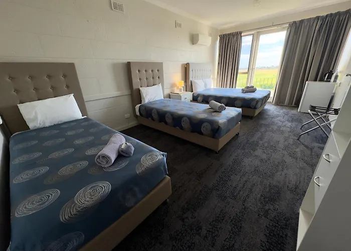 Tailem Bend Riverside Hotel
