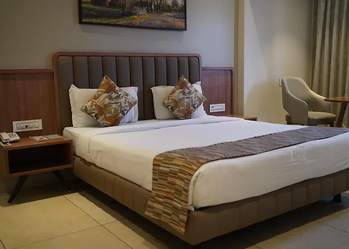 Rudra Shelter Business Hotel Vasai