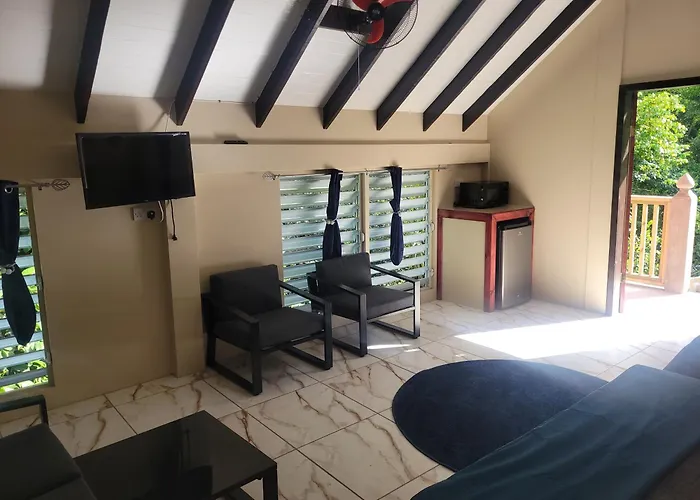 Ti Kwen Glo Cho Hotel Roseau