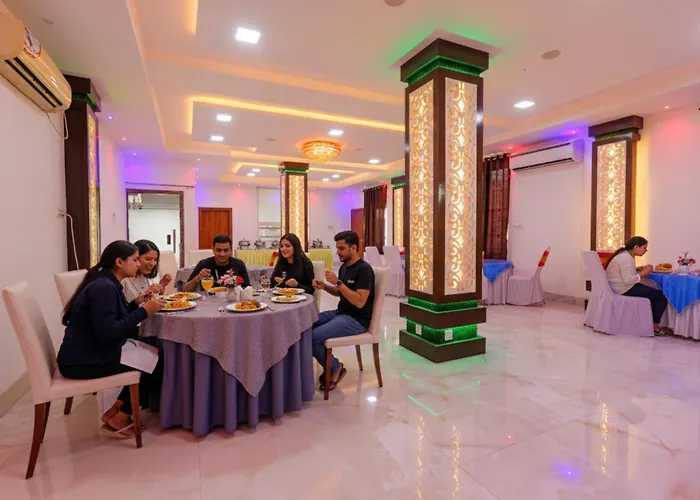 Via Moti Mahal - Nr Sarnath Museum Hotel Varanasi