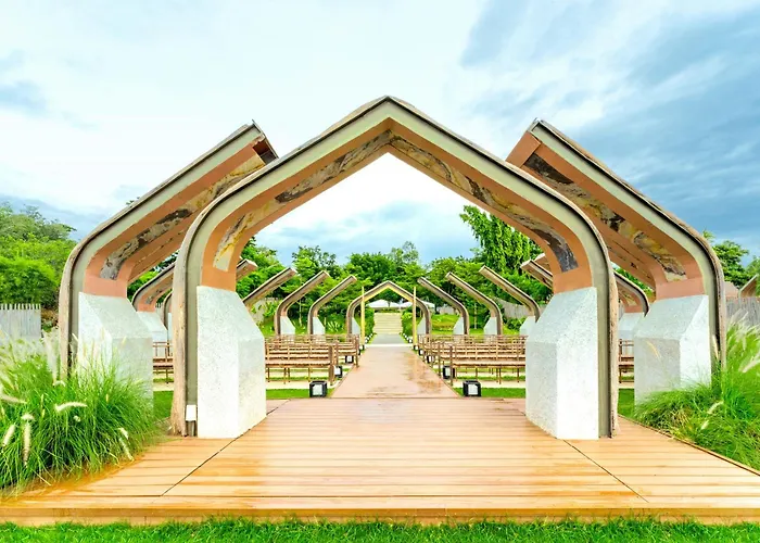 Savoy Hotel Mactan Cebu Near Newtown Beach Lapu-Lapu City