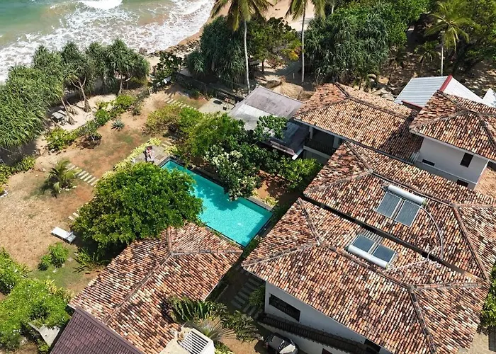 Guru Beach Resort Tangalle