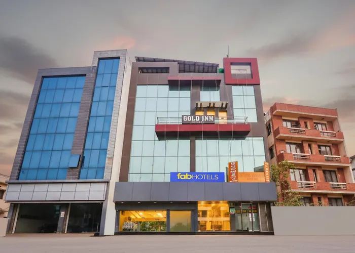 Fabhotel Gold Inn - Janakpuri Delhi 