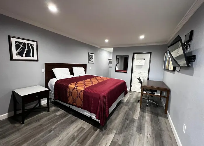 Aqua Inn Motel El Monte
