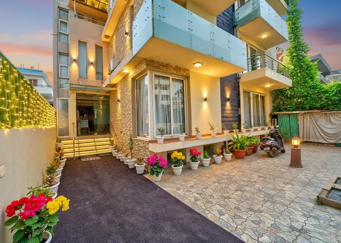Fabhotel Rivlet Gurgaon