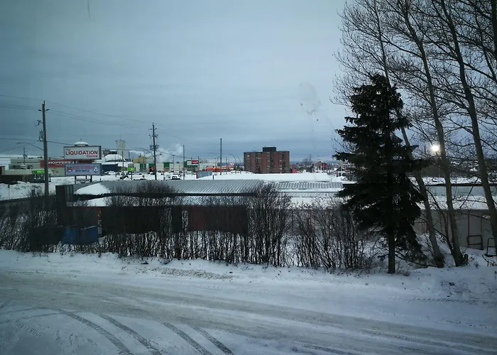 Super 8 By Wyndham Timmins On Hotel