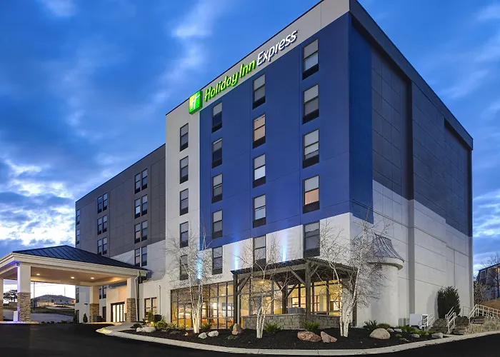Holiday Inn Express & Suites Central Omaha By Ihg