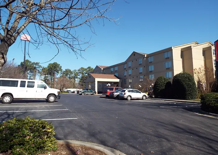Quality Suites Atlanta Airport East Forest Park