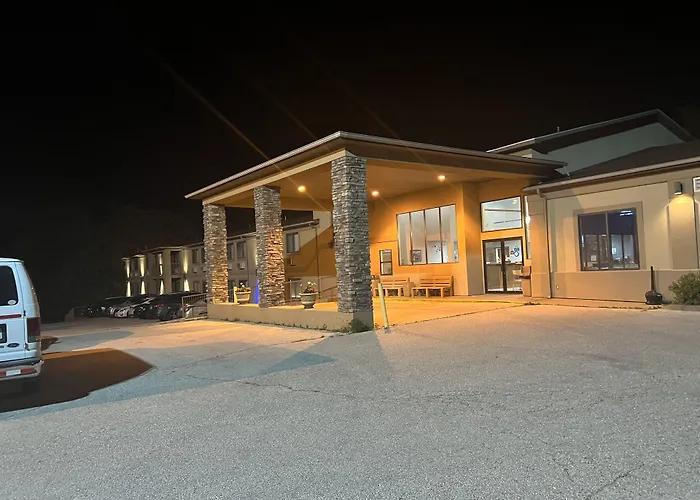 Days Inn By Wyndham Boonville