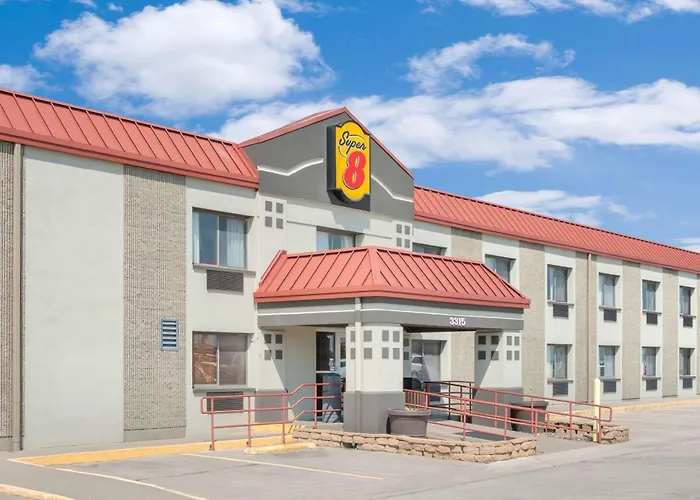 Super 8 By Wyndham Marshalltown