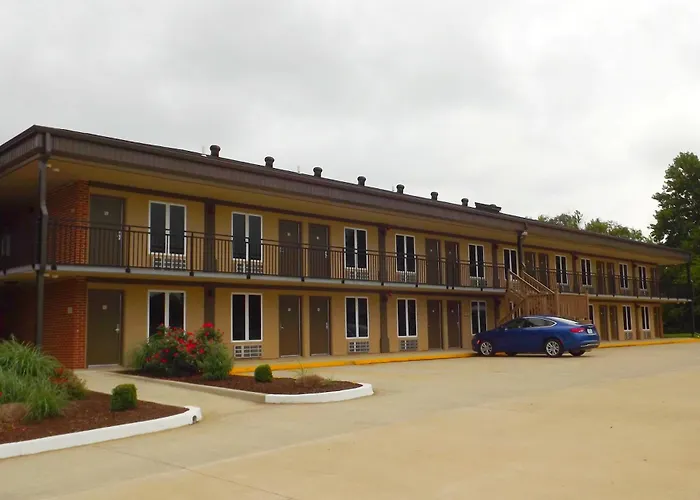 Unique Suites Hotel Charleston