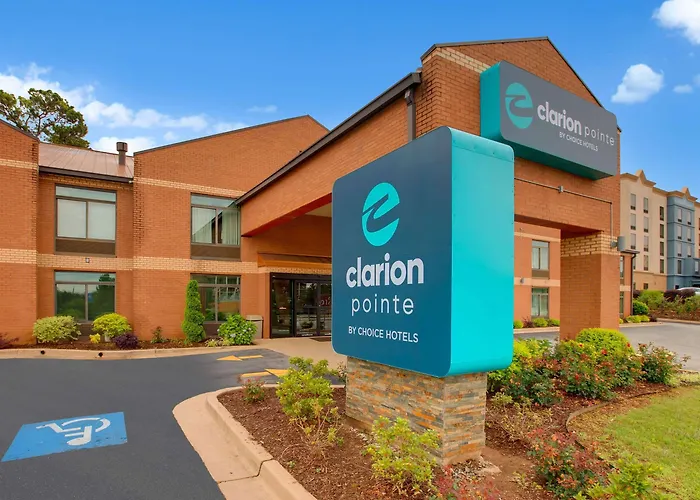 Clarion Pointe Atlanta Airport College Park Hotel