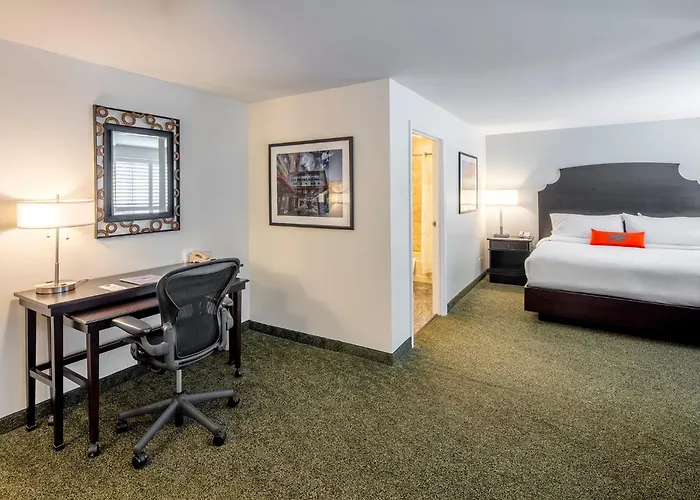 Collegian Hotel & Suites, Trademark Collection By Wyndham Syracuse
