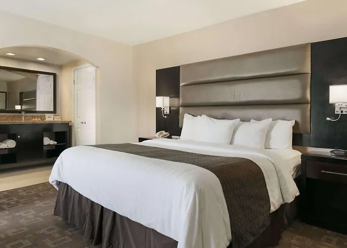 Days Inn By Wyndham Downey