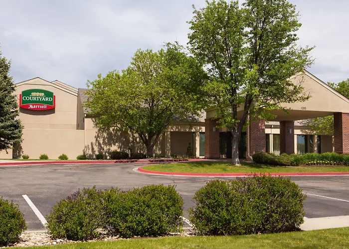 Courtyard By Marriott Fort Collins