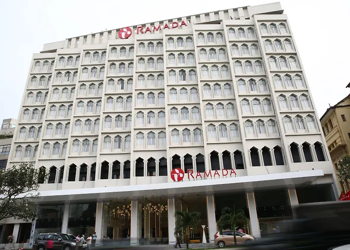 Ramada Colombo Hotel
