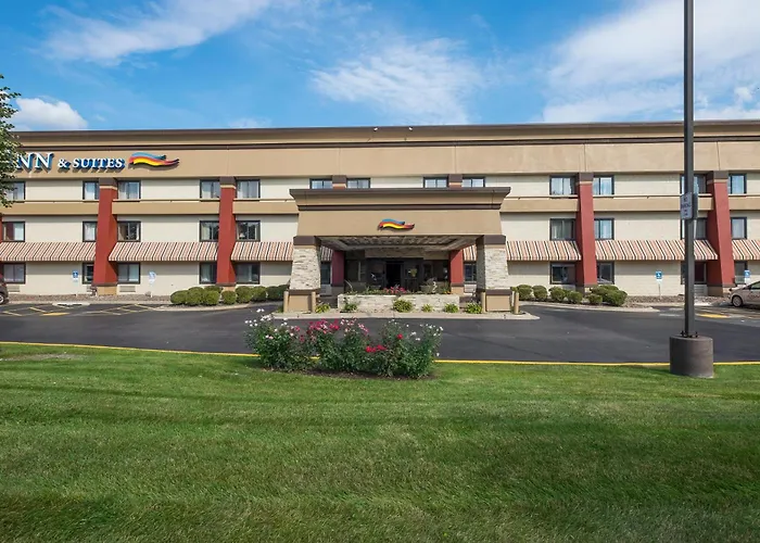 Baymont By Wyndham Chicago/Alsip Hotel