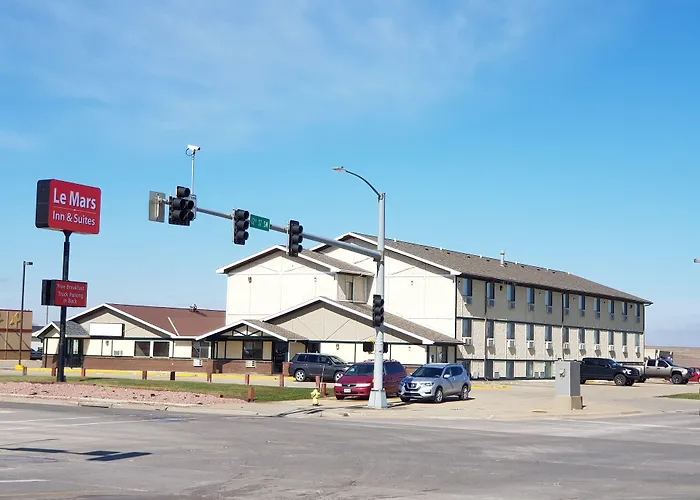 Le Mars Inn And Suites