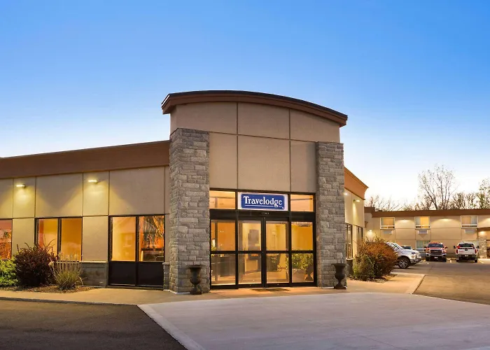 Travelodge By Wyndham Simcoe