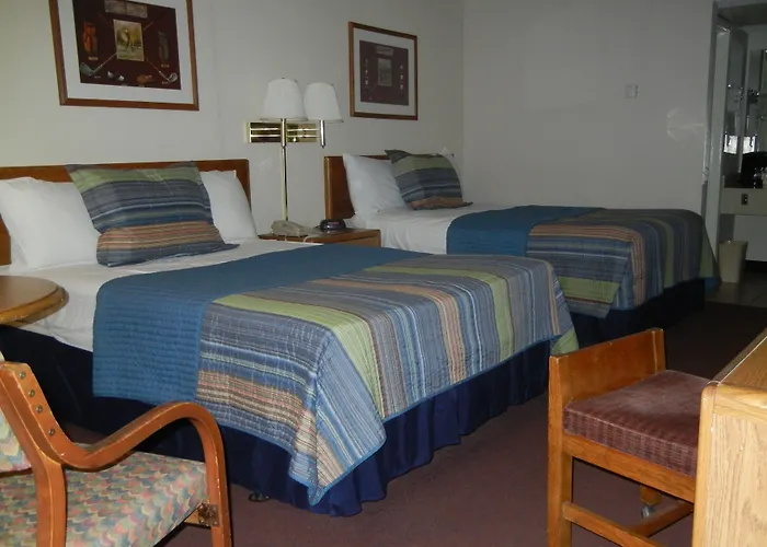 Ramada By Wyndham Diamondhead I-10 Gulfport Motel