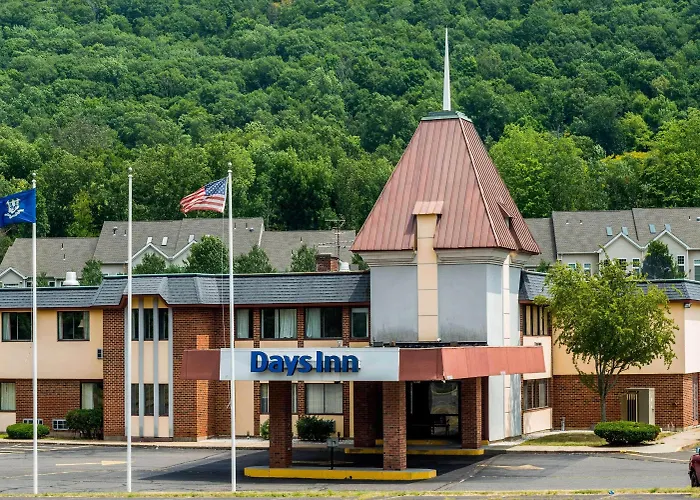 Days Inn By Wyndham Berlin Meriden