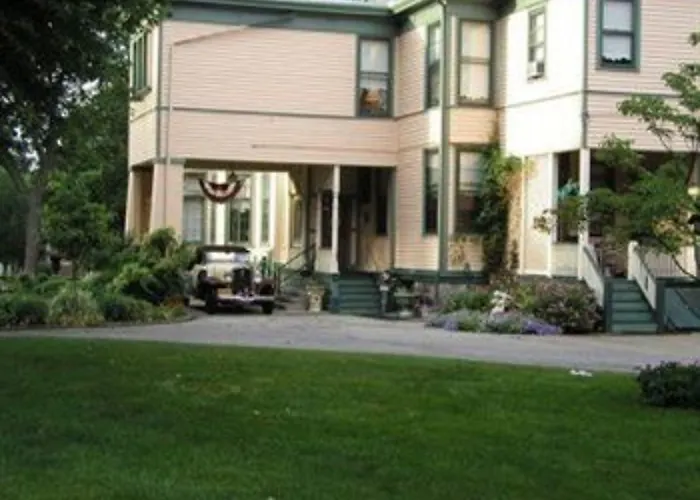 The Oliver Inn South Bend