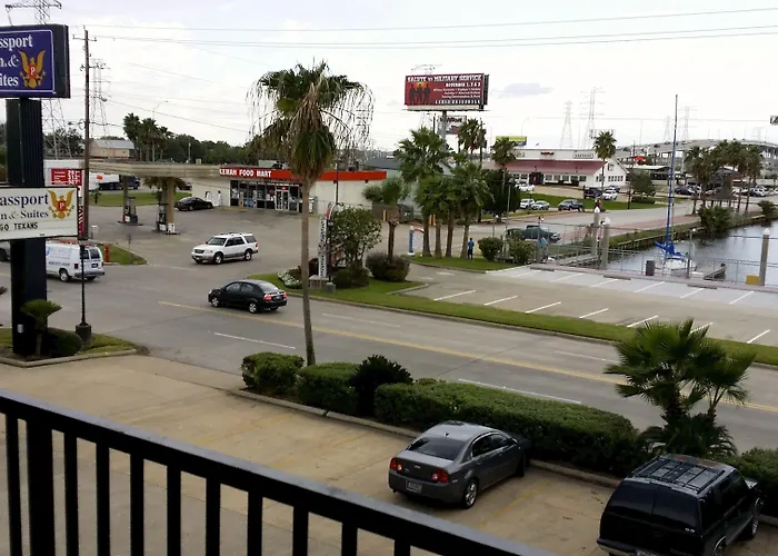 Scottish Inn & Suites - Kemah Boardwalk