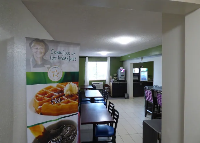 Quality Inn & Suites Leesburg Chain Of Lakes
