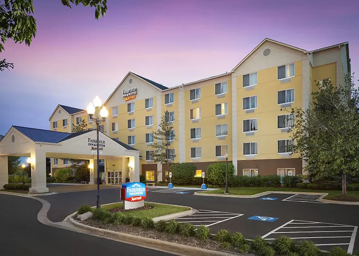 Fairfield Inn & Suites Chicago Midway Airport Bedford Park