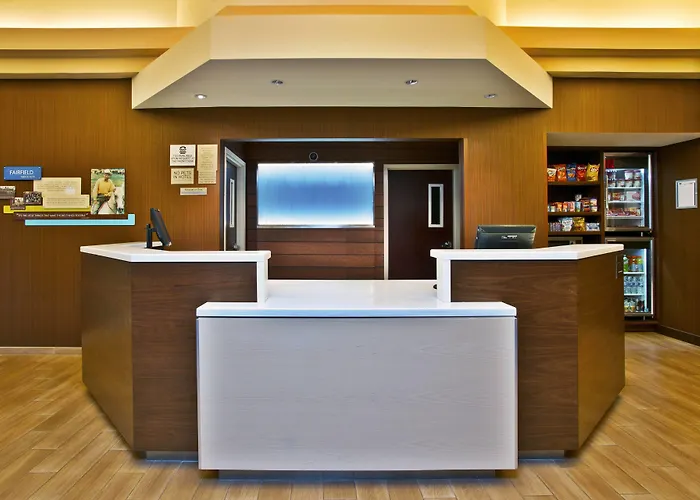Fairfield Inn & Suites Chicago Midway Airport Bedford Park