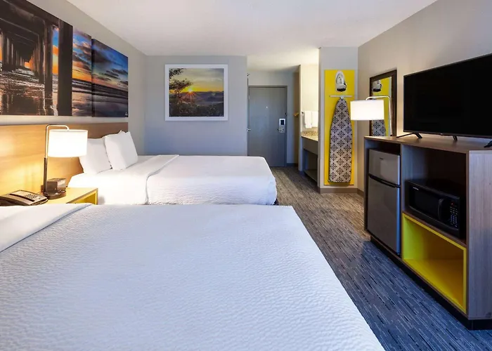 Days Inn By Wyndham Racine/Sturtevant