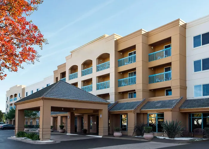 Sonesta Select Pleasant Hill Hotel