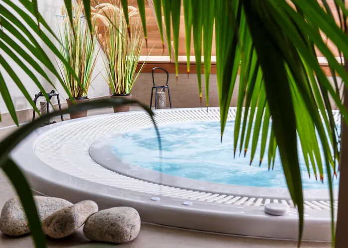 Best Western Les Bains Hotel et SPA Perros-Guirec