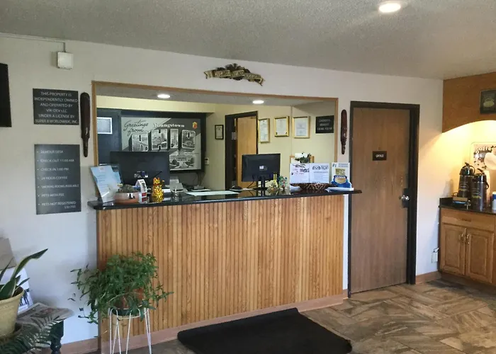 Super 8 By Wyndham Youngstown/Austintown