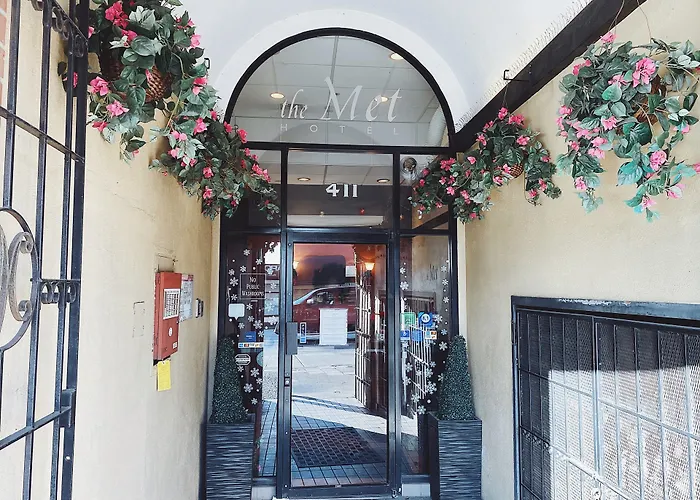The Met Hotel New Westminster