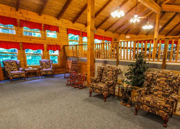 Smoketree Lodge Banner Elk