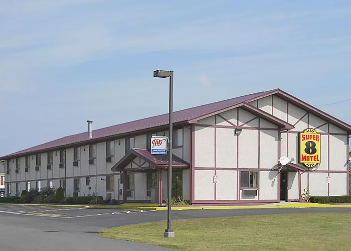 Super 8 By Wyndham Pulaski