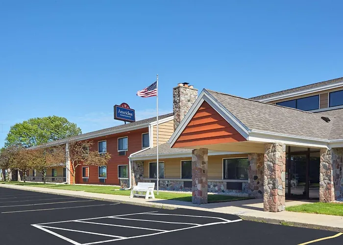 Americinn By Wyndham Elkhorn Near Lake Geneva