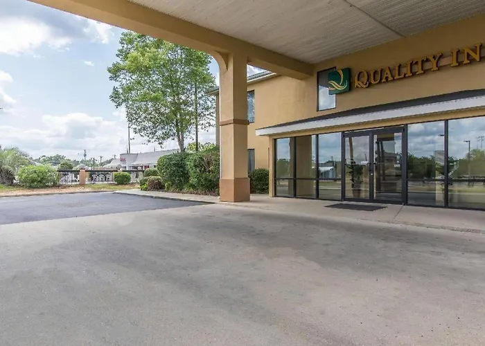 Quality Inn Andalusia