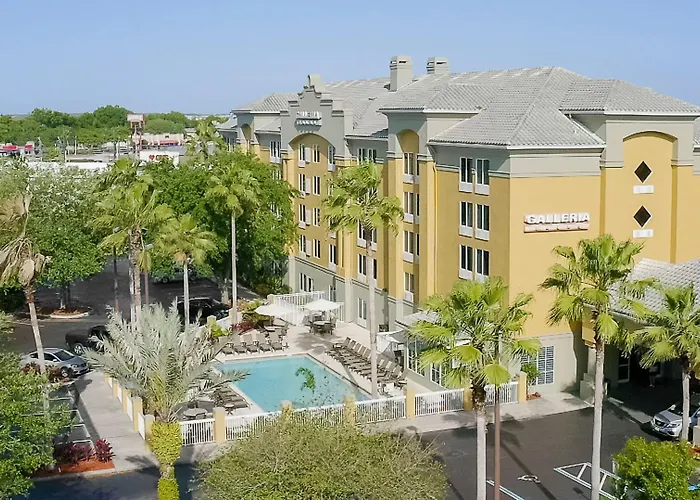 Galleria Palms Orlando - Free Theme Park Shuttles Four Corners