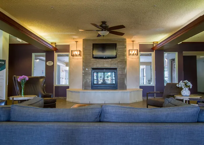 Comfort Suites Denver North - Westminster