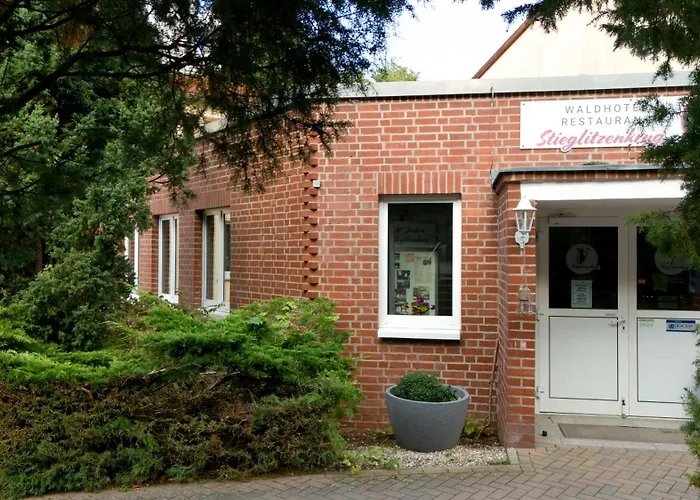 Waldhotel&Restaurant Stieglitzenkrug Feldberger Seenlandschaft