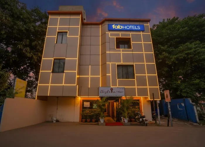 Via Lloyds Inn Chennai
