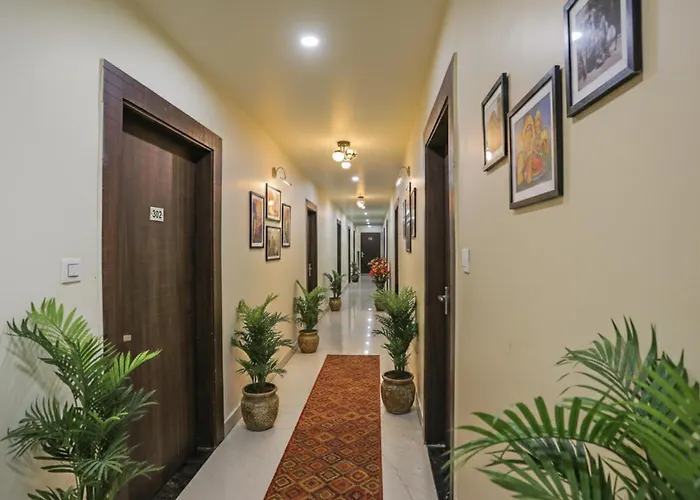 Fabhotel Naman Kanpur