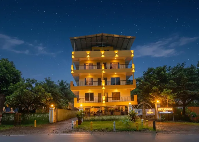 Fabhotel Crestwood Inn Dehradun